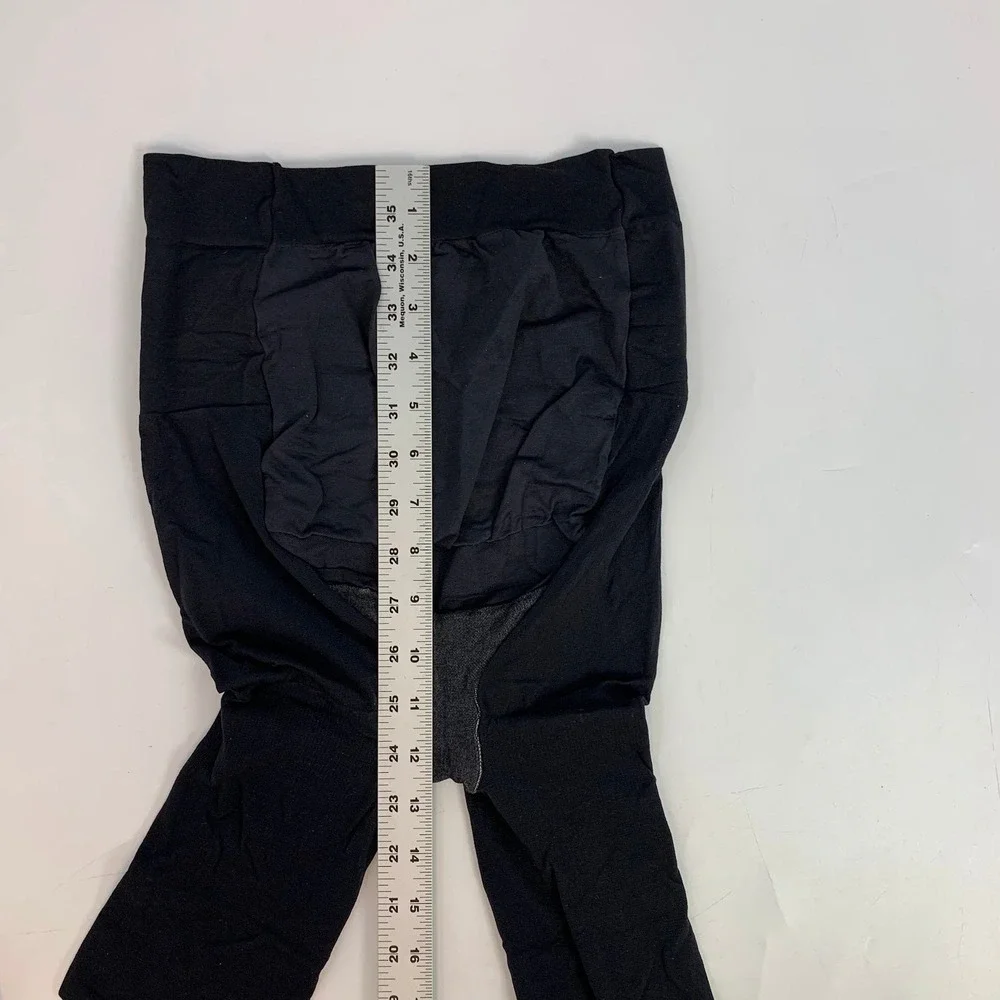 SPANX Mama Black Short Built-In Support‎ Cradles Bump Firms Butt Thighs Size B